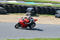 enduro-digital-images;event-digital-images;eventdigitalimages;lydden-hill;lydden-no-limits-trackday;lydden-photographs;lydden-trackday-photographs;no-limits-trackdays;peter-wileman-photography;racing-digital-images;trackday-digital-images;trackday-photos